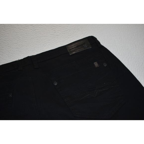 Buffalo David Bitton Jeans Mens Size 40 x 32 Black Straight Slim Stretch Denim - Picture 7 of 8